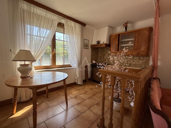 EXCLUSIVITÉ // STE MARIE AUX CHENES // APPARTEMENT À RÉNOVER // 78,5 M2 // 2 CHAMBRES // CAVE
