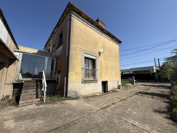 EXCLUSIVITÉ // STE MARIE AUX CHENES // APPARTEMENT À RÉNOVER // 78,5 M2 // 2 CHAMBRES // CAVE