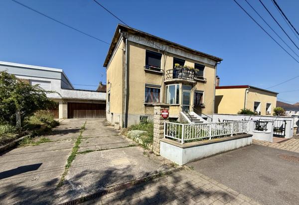 EXCLUSIVITÉ // STE MARIE AUX CHENES // APPARTEMENT À RÉNOVER // 78,5 M2 // 2 CHAMBRES // CAVE