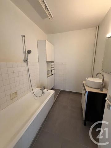 Appartement F3 à vendre  3 pièces - 57,30 m 2   PONTARLIER  - 25