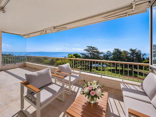 Vente Appartement de luxe Cannes 4 Pièces 104 m²