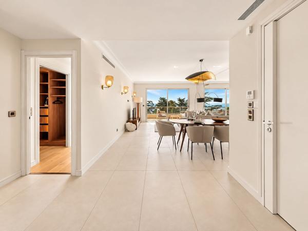 Vente Appartement de luxe Cannes 4 Pièces 104 m²