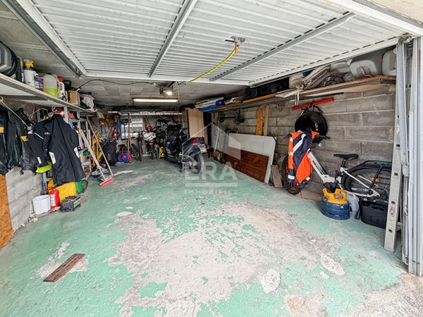 LES PENNES MIRABEAU - Maison T7 de 203m2 sur terrain de 1033m2 en situation dominante