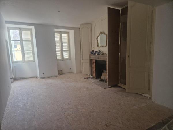 Immeuble à vendre à Charolles en Saône-et-Loire (71120), ref :