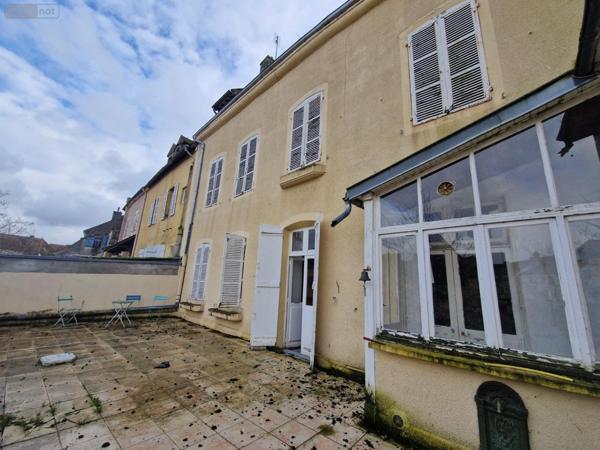 Immeuble à vendre à Charolles en Saône-et-Loire (71120), ref :
