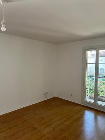 Appartement T1 à louer à Gonesse - Exclusivité Guy Hoquet COMBS LA VILLE
