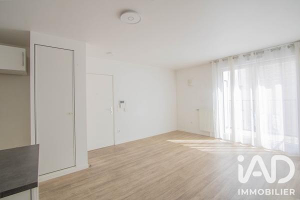 Appartement à vendre 3 pièces 60,61 m² Colombes