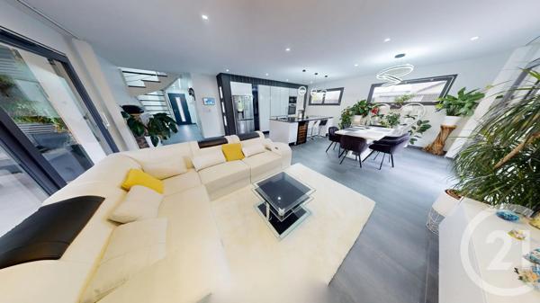Maison à vendre  5 pièces - 130 m 2   CHARQUEMONT  - 25