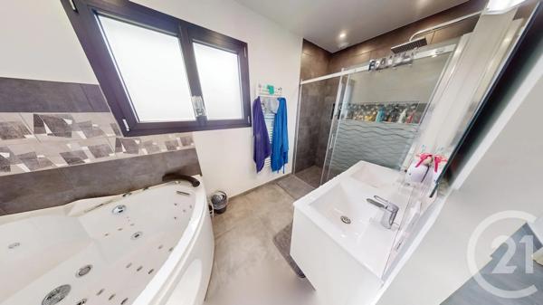 Maison à vendre  5 pièces - 130 m 2   CHARQUEMONT  - 25