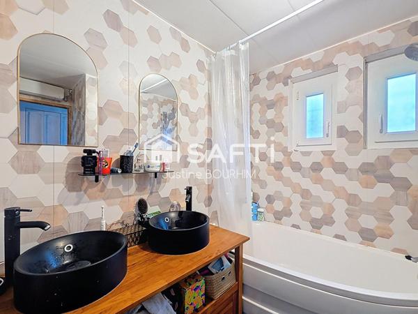 Maison individuelle 3 chambres, jardin et garage en secteur calme