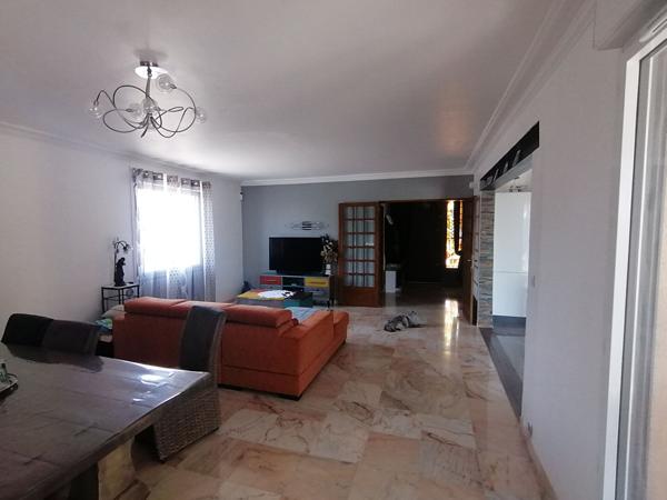 Carmaux, maison de type 8 de 189 m²