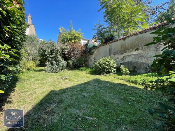 Maison à vendre 9 pièces 162m² Châteauroux (36000)
