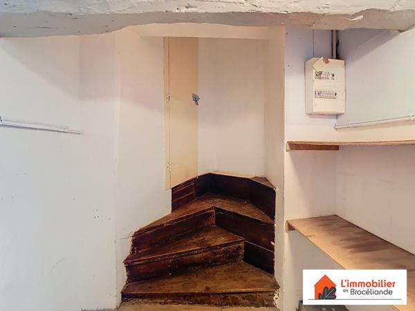 Appartement T2bis de 62m² avec grenier aménageable, hyper centre de Plélan-le-Grand