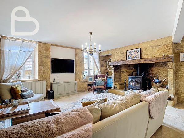 Salviac (46340) Maison de maître de caractère avec dépendances & piscine