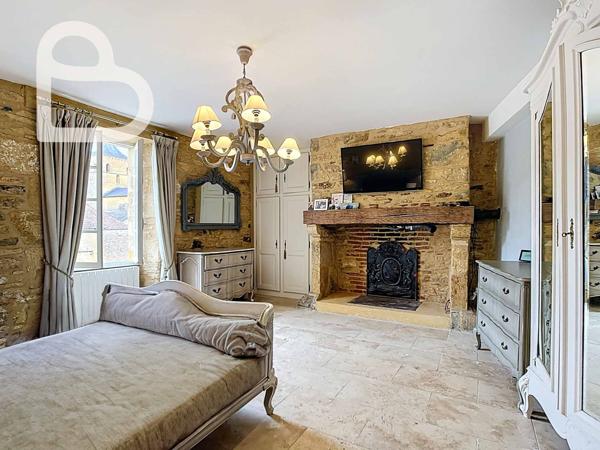 Salviac (46340) Maison de maître de caractère avec dépendances & piscine