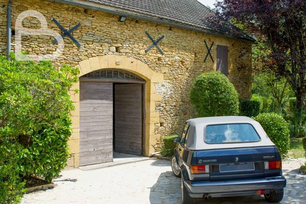 Salviac (46340) Maison de maître de caractère avec dépendances & piscine
