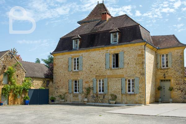 Salviac (46340) Maison de maître de caractère avec dépendances & piscine