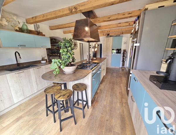 Maison à vendre 6 pièces 288 m² Trets