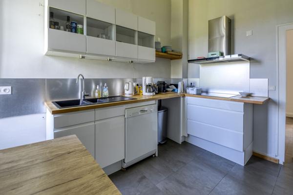 Bureaux à louer à Nantes Est avec jardin