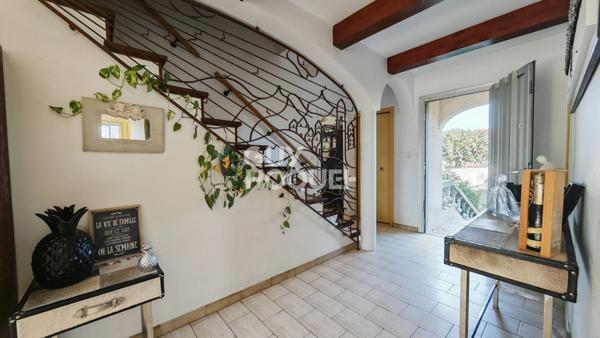 EN EXCLUSIVITE !! A vendre maison familiale 6 Pièces Villeneuve de la Raho. Rare sur le secteur !