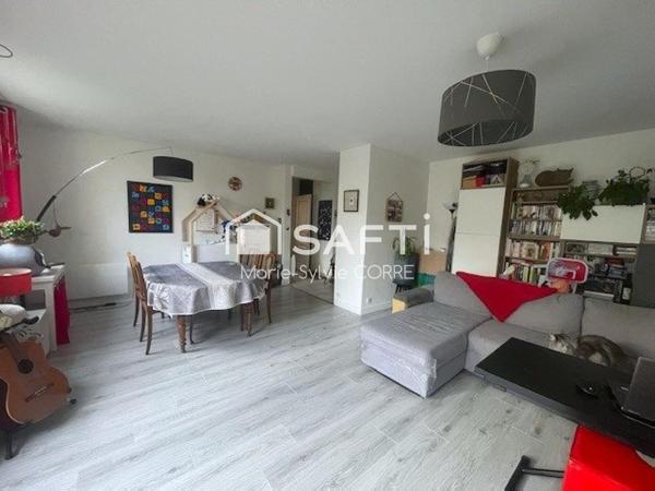 GRAND T3 , lumineux dans résidence familiale près de la Seine