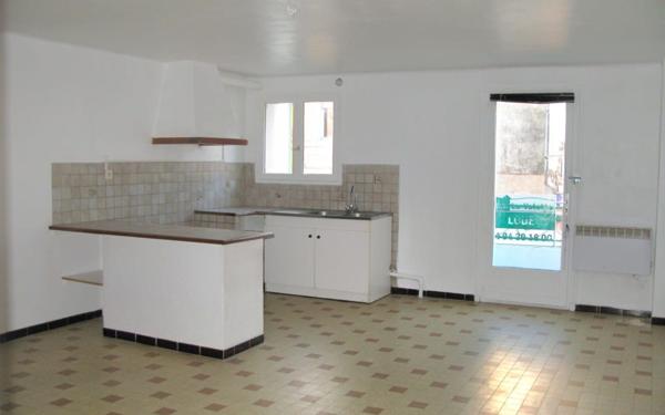 Appartement à vendre    3 pièces •  La Crau