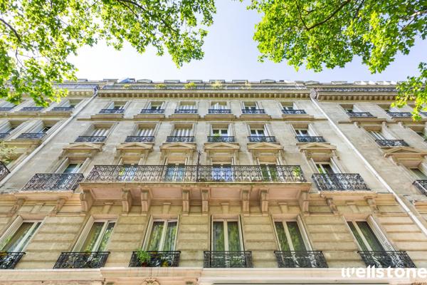 Bureaux à louer à PARIS 75012