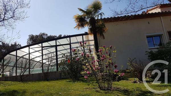 Maison à vendre  6 pièces - 183,80 m2 ARLES SUR TECH - 66