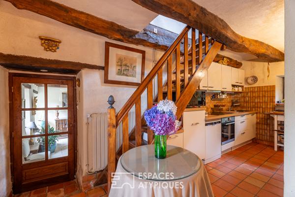 Ensemble en pierre aux portes de Vannes : charme, espace et potentiel