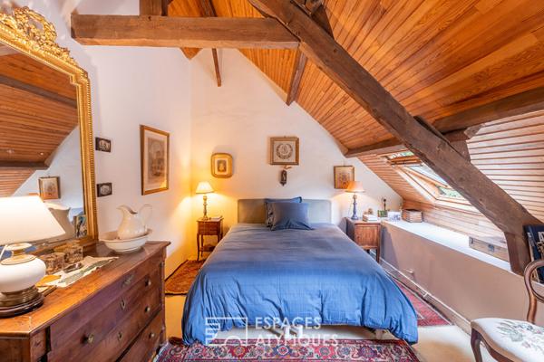 Ensemble en pierre aux portes de Vannes : charme, espace et potentiel