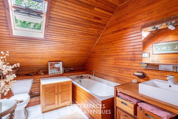 Ensemble en pierre aux portes de Vannes : charme, espace et potentiel