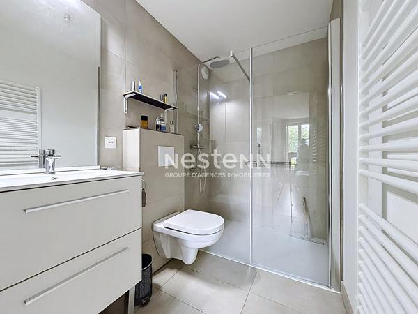 Appartement à vendre au coeur du centre ville de L'Isle-Adam - 5 pièces 95m2, boxe fermé