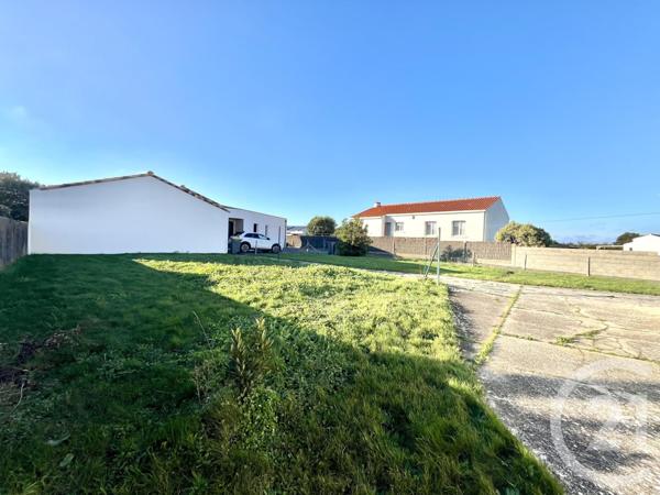 Terrain à vendre  330 m2 LE FENOUILLER - 85