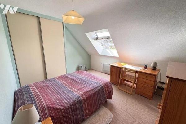 A vendre maison à MOELAN SUR MER (29)

Maison contemporaine de 1997 avec garage, située au ca...