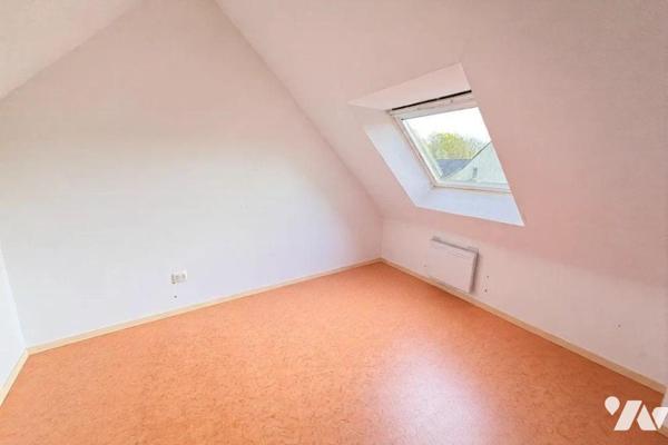 A vendre maison à MOELAN SUR MER (29)

Maison contemporaine de 1997 avec garage, située au ca...