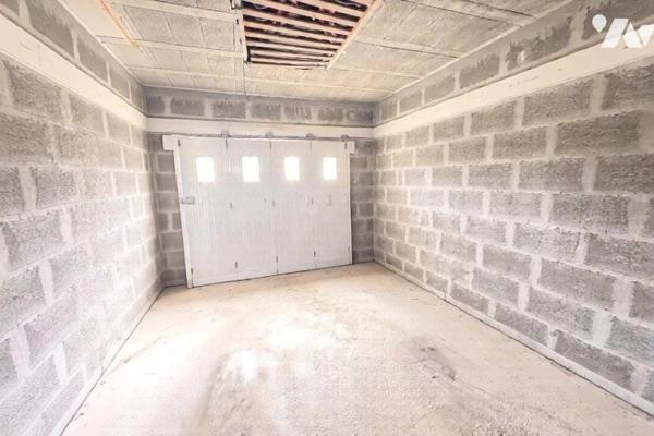 A vendre maison à MOELAN SUR MER (29)

Maison contemporaine de 1997 avec garage, située au ca...