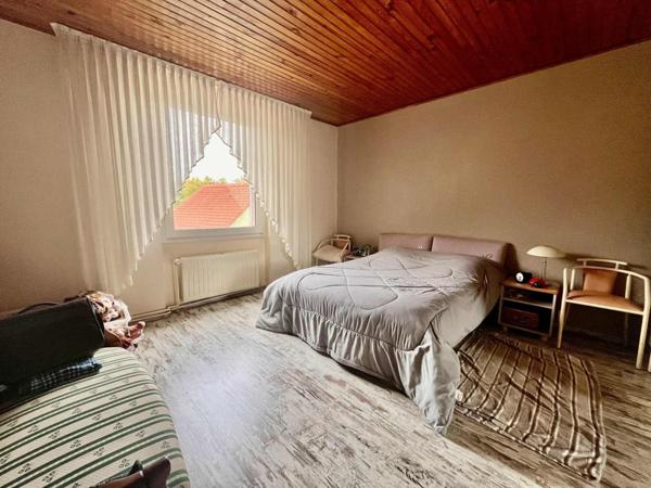 Grande maison familiale – idéale pour un projet d’habitation ou d’investissement locatif