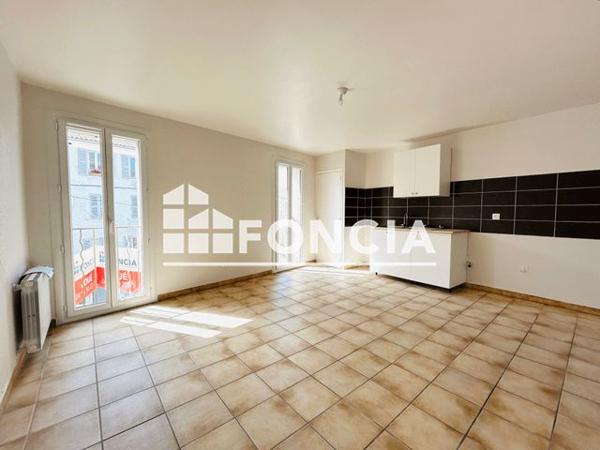 Location Appartement 2 pièces 44.4 m² - 513 AVENUE MARECHAL JOFFRE Toulon 83000
