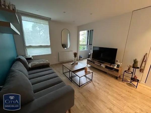 Appartement à louer 1 pièce 30.09m²