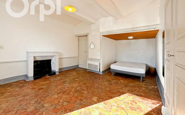 Appartement à louer    3 pièces •  Aubenas