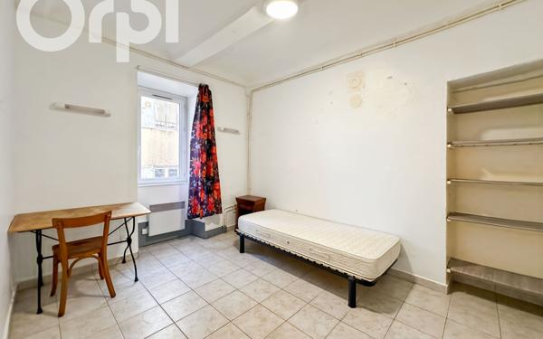 Appartement à louer    3 pièces •  Aubenas