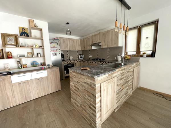Maison 6 pièces - 165 m²