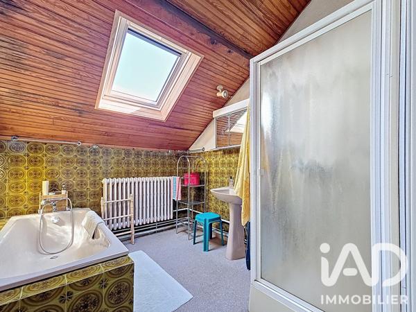 Maison à vendre 5 pièces 107,3 m² Laroche-Saint-Cydroine