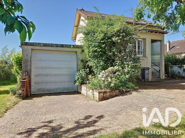 Maison à vendre 5 pièces 107,3 m² Laroche-Saint-Cydroine