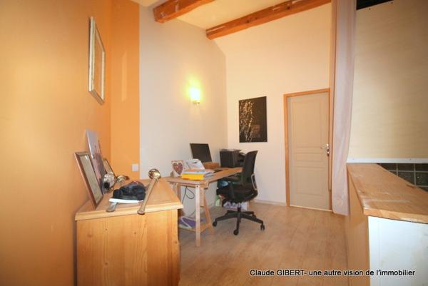 Frontignan (34110) Maison T4/T5 de 107 m2 sur deux niveaux + garage 70 m2 + jardin à Frontignan