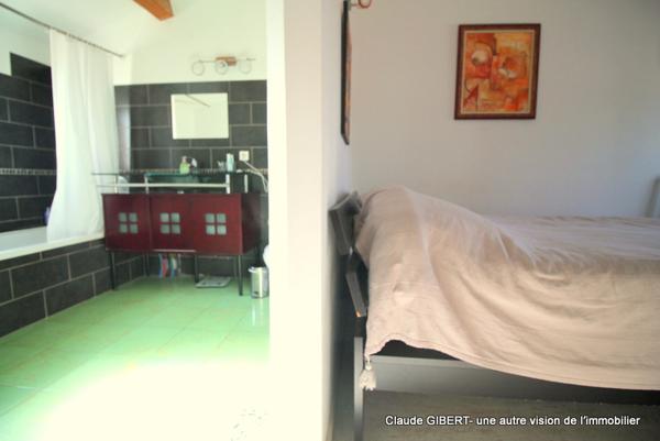 Frontignan (34110) Maison T4/T5 de 107 m2 sur deux niveaux + garage 70 m2 + jardin à Frontignan