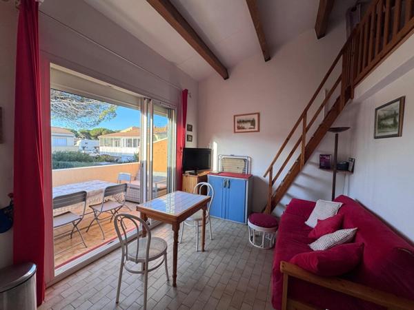 Pinède. Appartement 2 pièces mezzanine