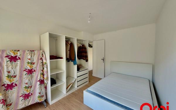 Appartement à vendre    3 pièces • 54 m2 Marseille 7