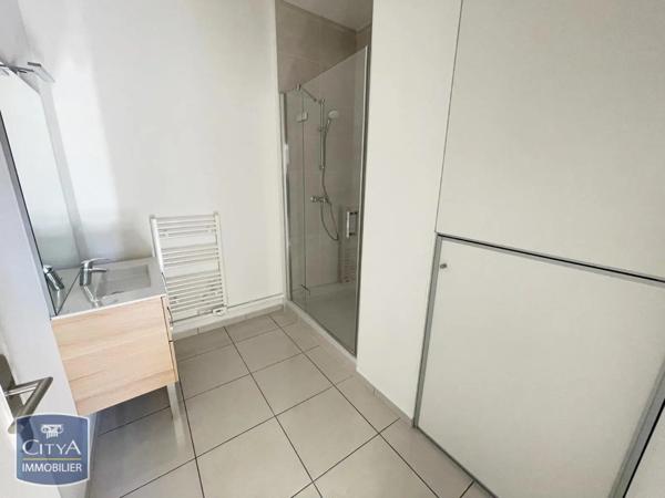 Appartement à louer 2 pièces 43.4m²