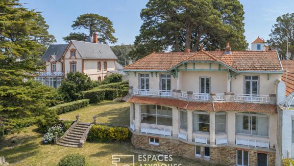 Villa Pornicaise avec sa maison de gardien et son jardin suspendu au dessus de l’océan